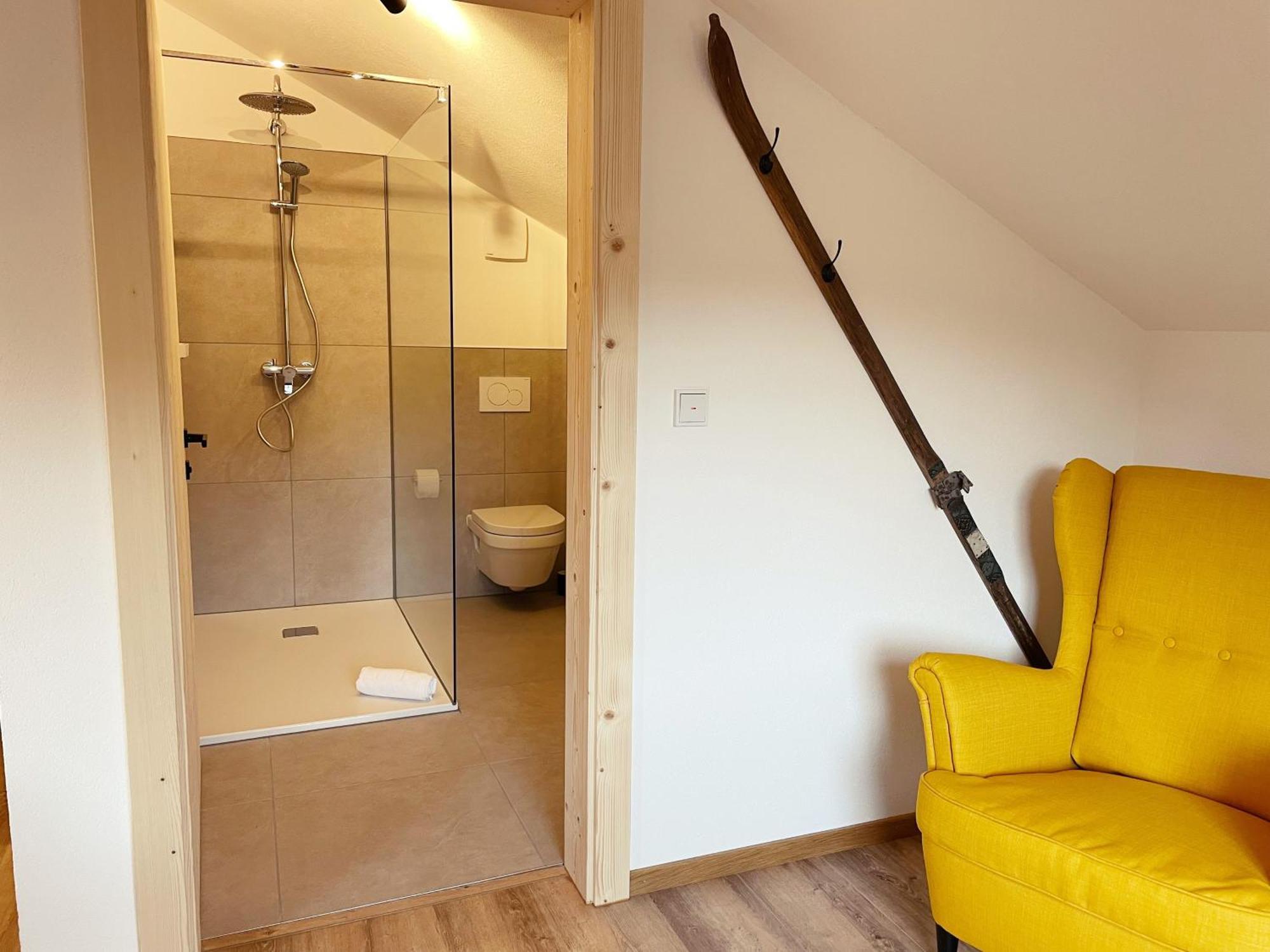 Gaestehaus Holl Schattwald Bagian luar foto