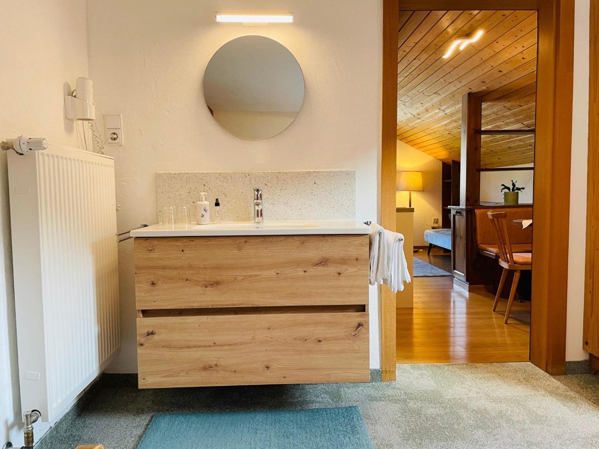 Gaestehaus Holl Schattwald Bagian luar foto